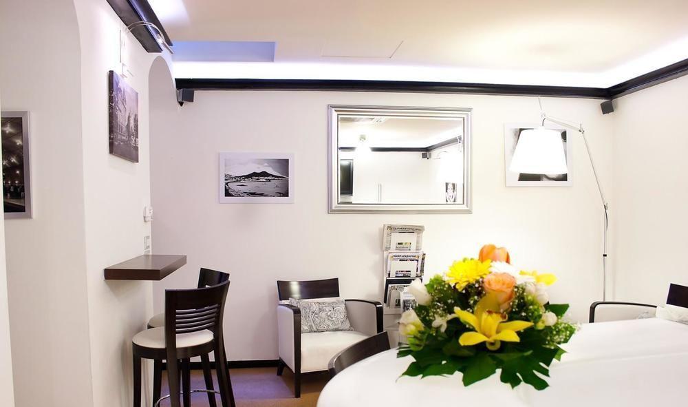 Plebiscito Apartment نابولي المظهر الخارجي الصورة