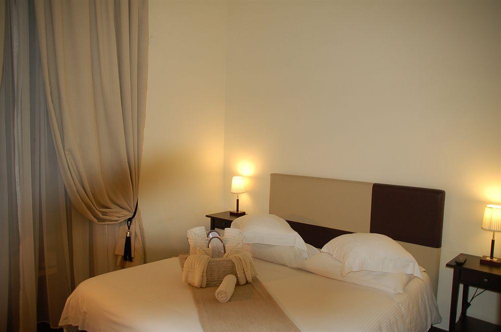 Plebiscito Apartment نابولي المظهر الخارجي الصورة